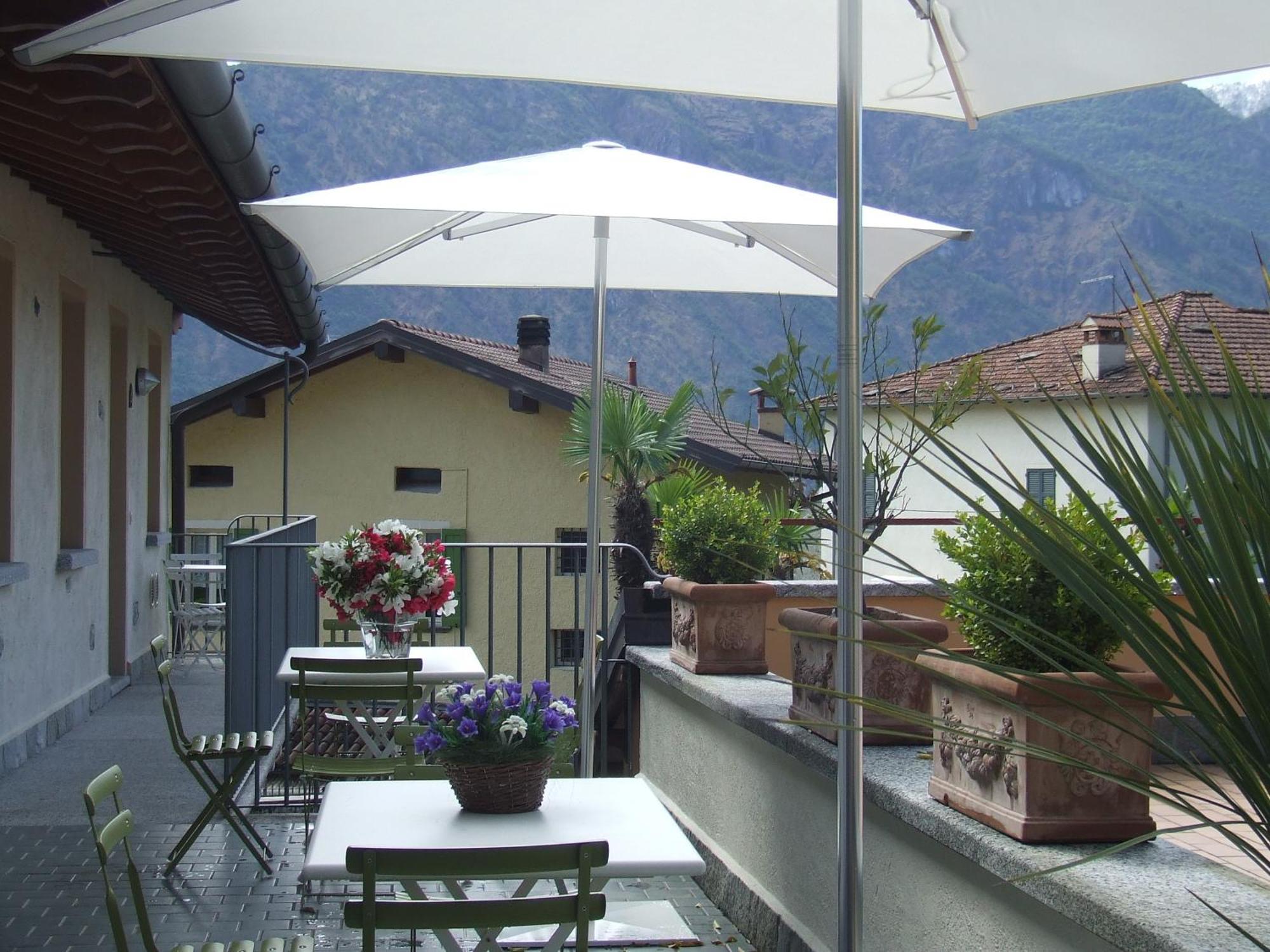 Villa Edy Apartments Tremezzina Екстер'єр фото